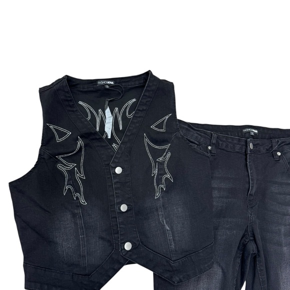 Fashion Nova - Princess Cowgirl Denim Pant Set - Picture 7 of 10